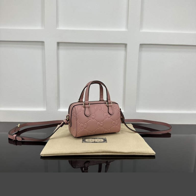 G*u*i speedy bags